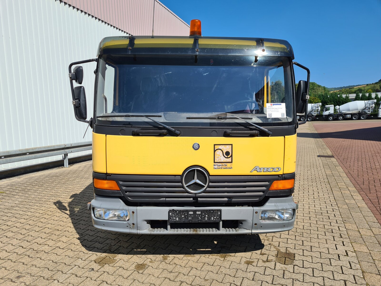 Horgos rakodó teherautó Mercedes-Benz Atego 815 K 4x2 Atego 815 K 4x2: 12 kép.