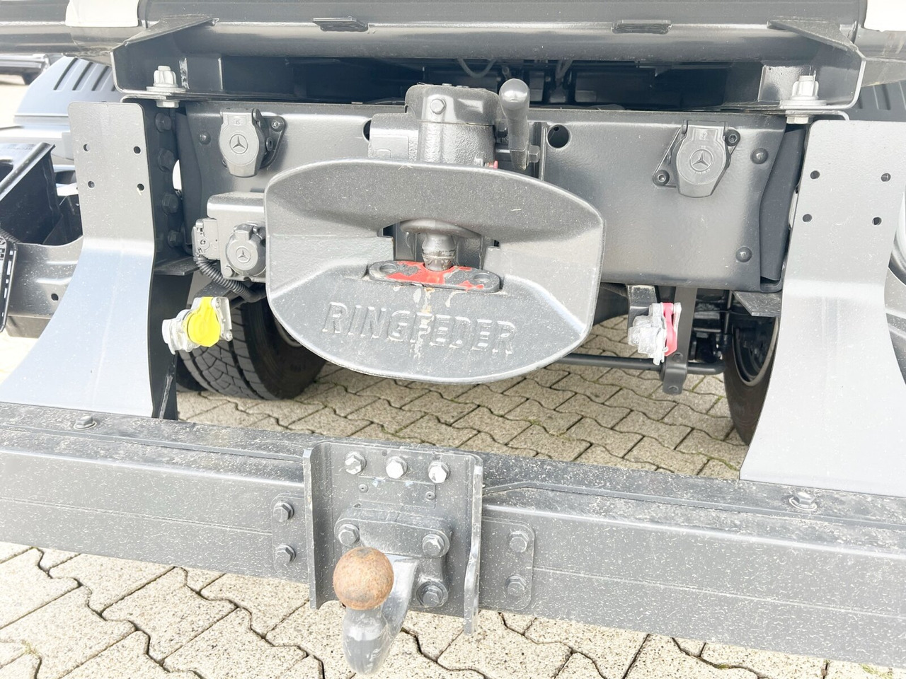 Mercedes-Benz Atego 818/23 K 4x2 Atego 818/23 4x2, 2x AHK, Meiller-Kipper, mehrfach Vorhanden! - Alvaz teherautó: 3 kép. Mercedes-Benz Atego 818/23 K 4x2 Atego 818/23 4x2, 2x AHK, Meiller-Kipper, mehrfach Vorhanden! - Alvaz teherautó: 3 kép.