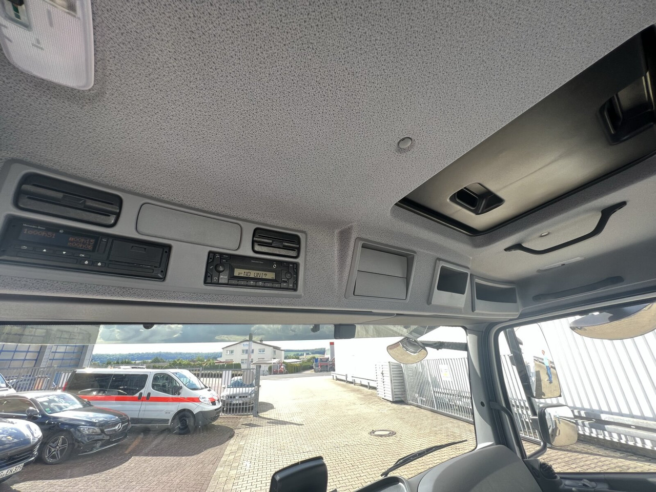 Mercedes-Benz Atego 818 K 4x2 Atego 818 K 4x2, mehrfach Vorhanden! - Alvaz teherautó: 2 kép. Mercedes-Benz Atego 818 K 4x2 Atego 818 K 4x2, mehrfach Vorhanden! - Alvaz teherautó: 2 kép.