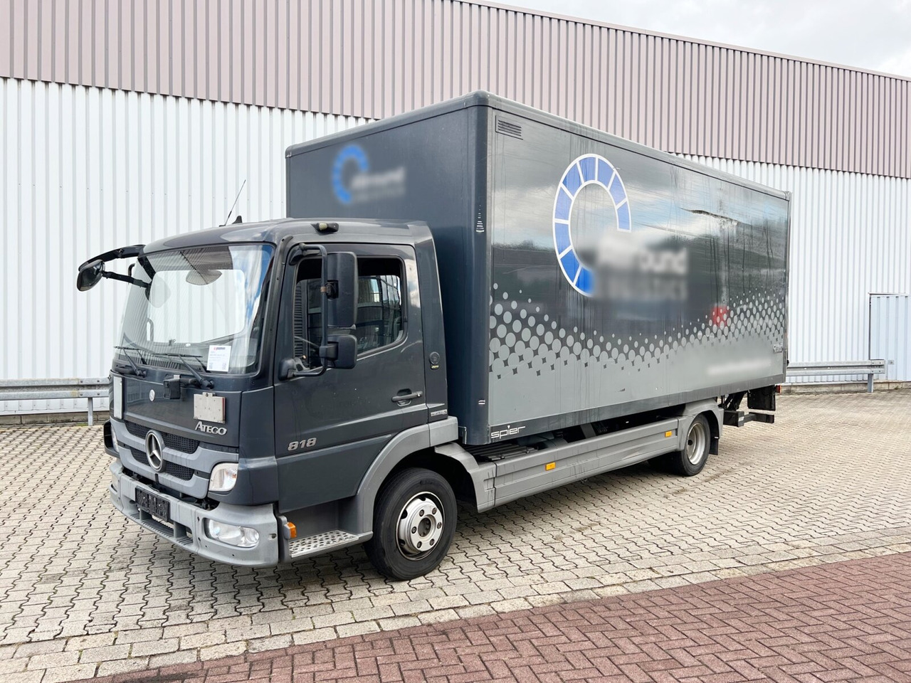 Mercedes-Benz Atego 818 L 4x2 Atego 818 L 4x2 mit MBB LBW, 4x Vorhanden! - Dobozos felépítményű teherautó: 1 kép. Mercedes-Benz Atego 818 L 4x2 Atego 818 L 4x2 mit MBB LBW, 4x Vorhanden! - Dobozos felépítményű teherautó: 1 kép.