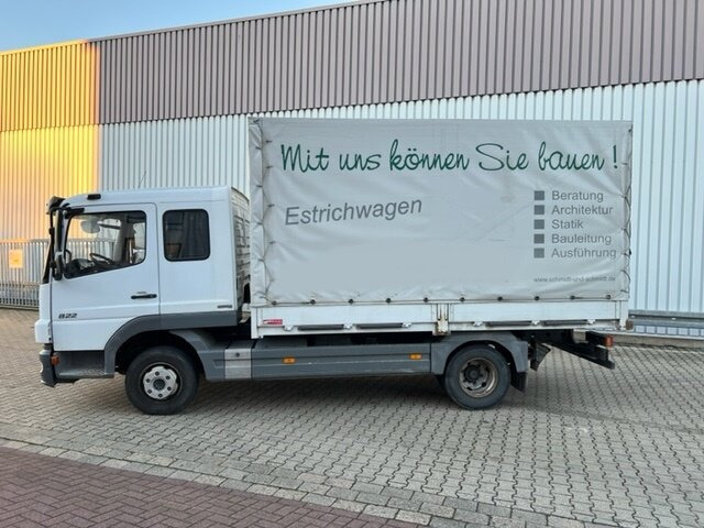 Ponyvás teherautó Mercedes-Benz Atego 822 4x2 Atego 822 4x2, Doka mit Kombisitzbank: 12 kép.