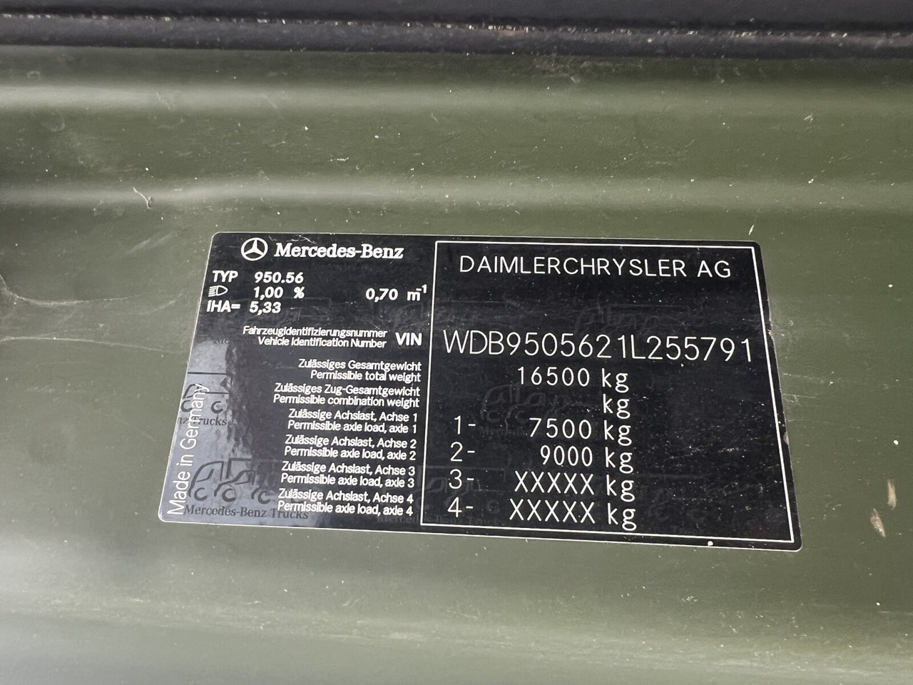 Mercedes-Benz Axor 1829 A 4x4 Axor 1829 A 4x4, Ex- - Platós teherautó: 4 kép. Mercedes-Benz Axor 1829 A 4x4 Axor 1829 A 4x4, Ex- - Platós teherautó: 4 kép.