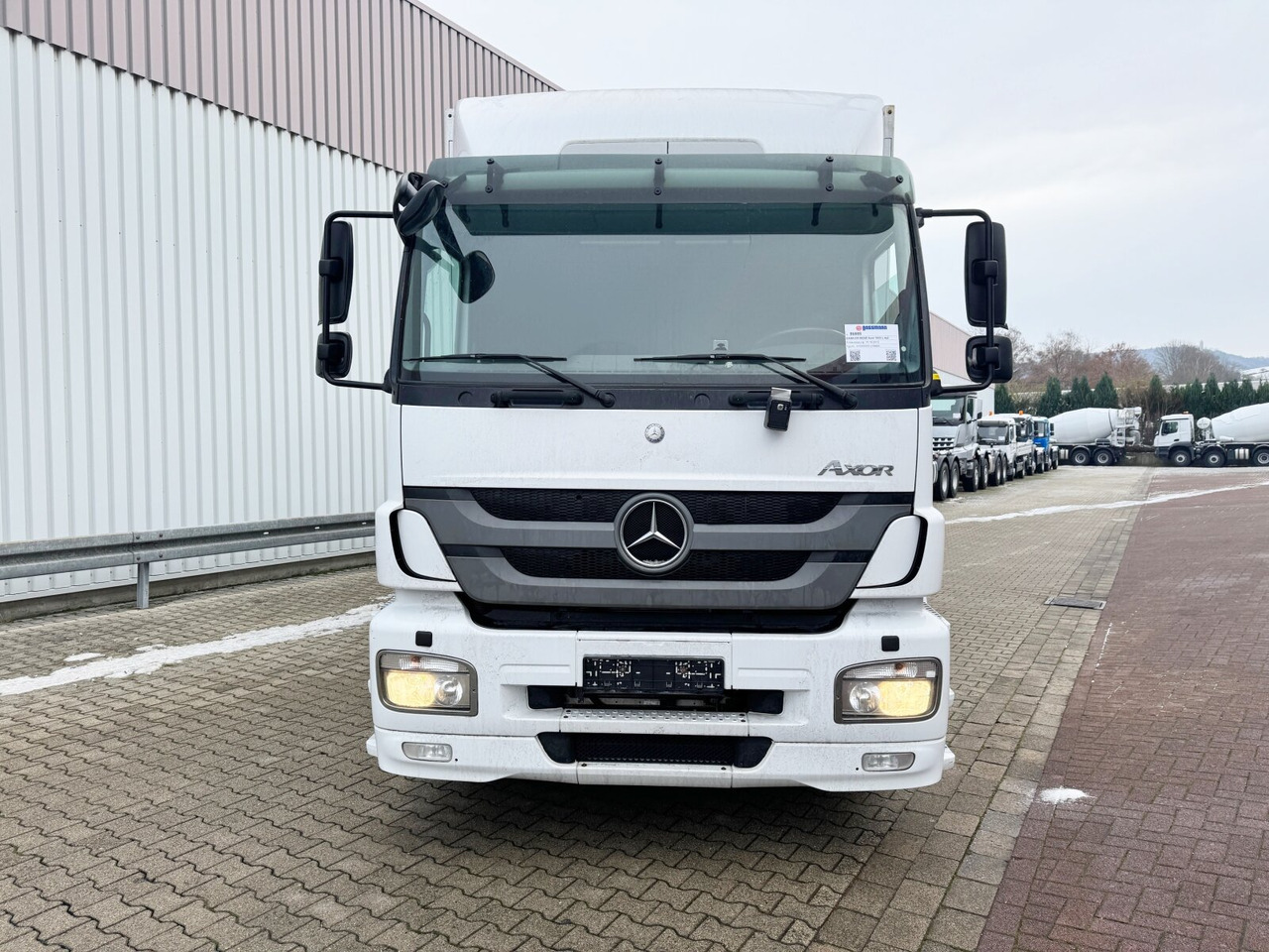 Dobozos felépítményű teherautó Mercedes-Benz Axor 1833 L 4x2 Axor 1833 L 4x2, Getränkekoffer: 7 kép.