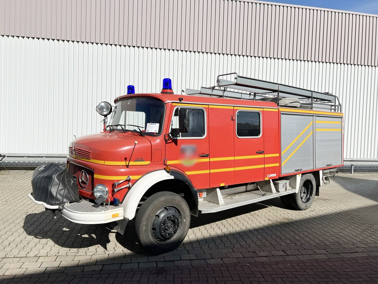 Mercedes-Benz LAF 1113 B 4x4 Doka LAF 1113 B 4x4 Doka, LF 16 TS - Tűzoltóautó: 1 kép. Mercedes-Benz LAF 1113 B 4x4 Doka LAF 1113 B 4x4 Doka, LF 16 TS - Tűzoltóautó: 1 kép.