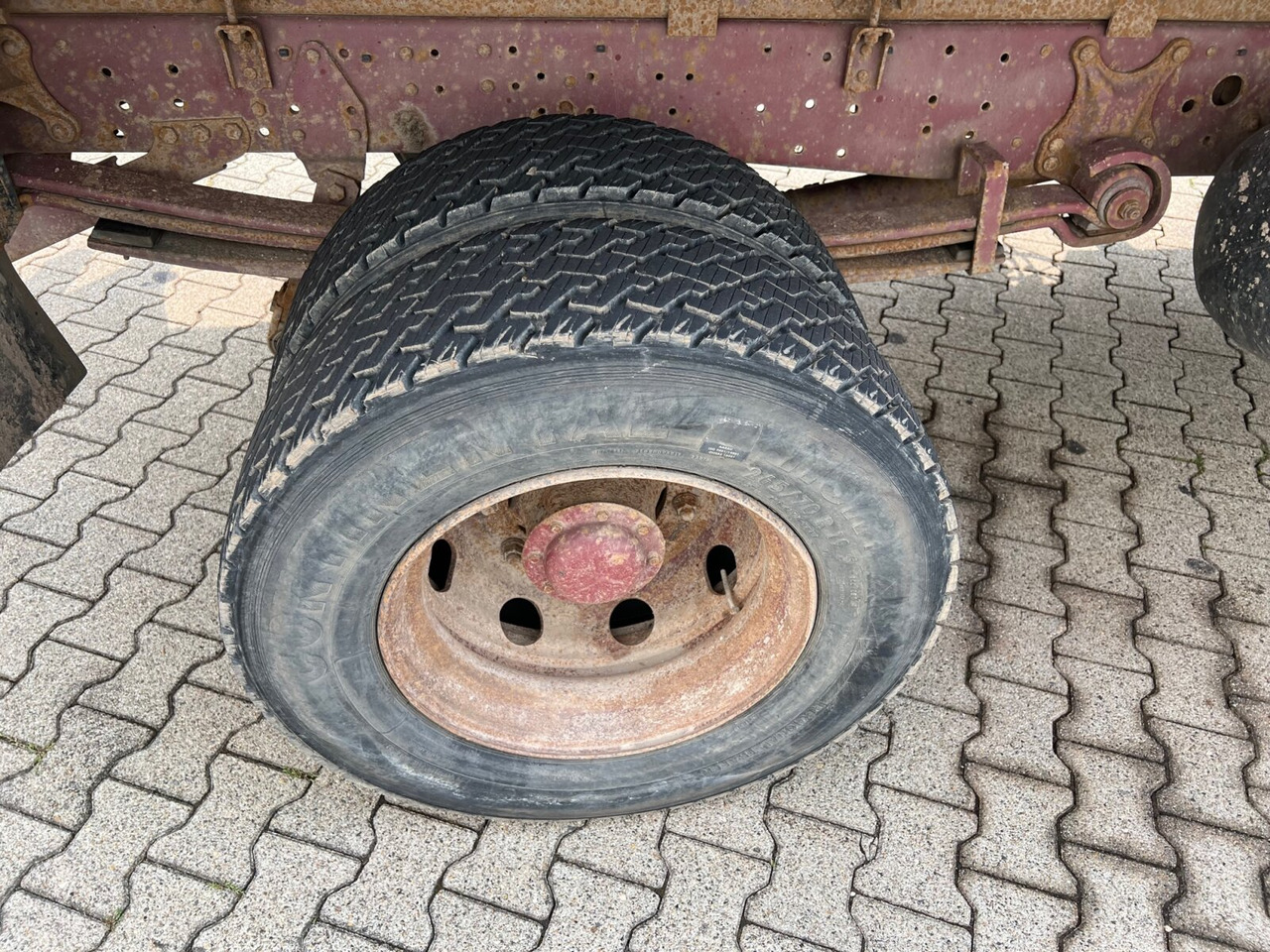 Billenőplatós teherautó Mercedes-Benz LK 1117 K 4x2 LK 1117 K 4x2, 6-Zylinder Motor, 2x AHK: 6 kép.