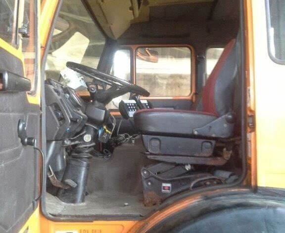 Mercedes-Benz NG 1928 A 4x4 NG 1928 A 4x4, V8-Motor, Winterdienstaustattung - Alvaz teherautó: 5 kép. Mercedes-Benz NG 1928 A 4x4 NG 1928 A 4x4, V8-Motor, Winterdienstaustattung - Alvaz teherautó: 5 kép.