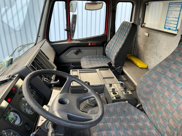 Mercedes-Benz SK II 25/2634 K 6x4 SK II 25/2634 K 6x4 - Alvaz teherautó: 3 kép. Mercedes-Benz SK II 25/2634 K 6x4 SK II 25/2634 K 6x4 - Alvaz teherautó: 3 kép.