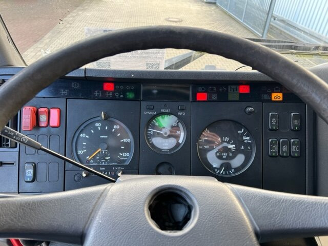 Mercedes-Benz SK II 25/2634 K 6x4 SK II 25/2634 K 6x4 - Alvaz teherautó: 5 kép. Mercedes-Benz SK II 25/2634 K 6x4 SK II 25/2634 K 6x4 - Alvaz teherautó: 5 kép.