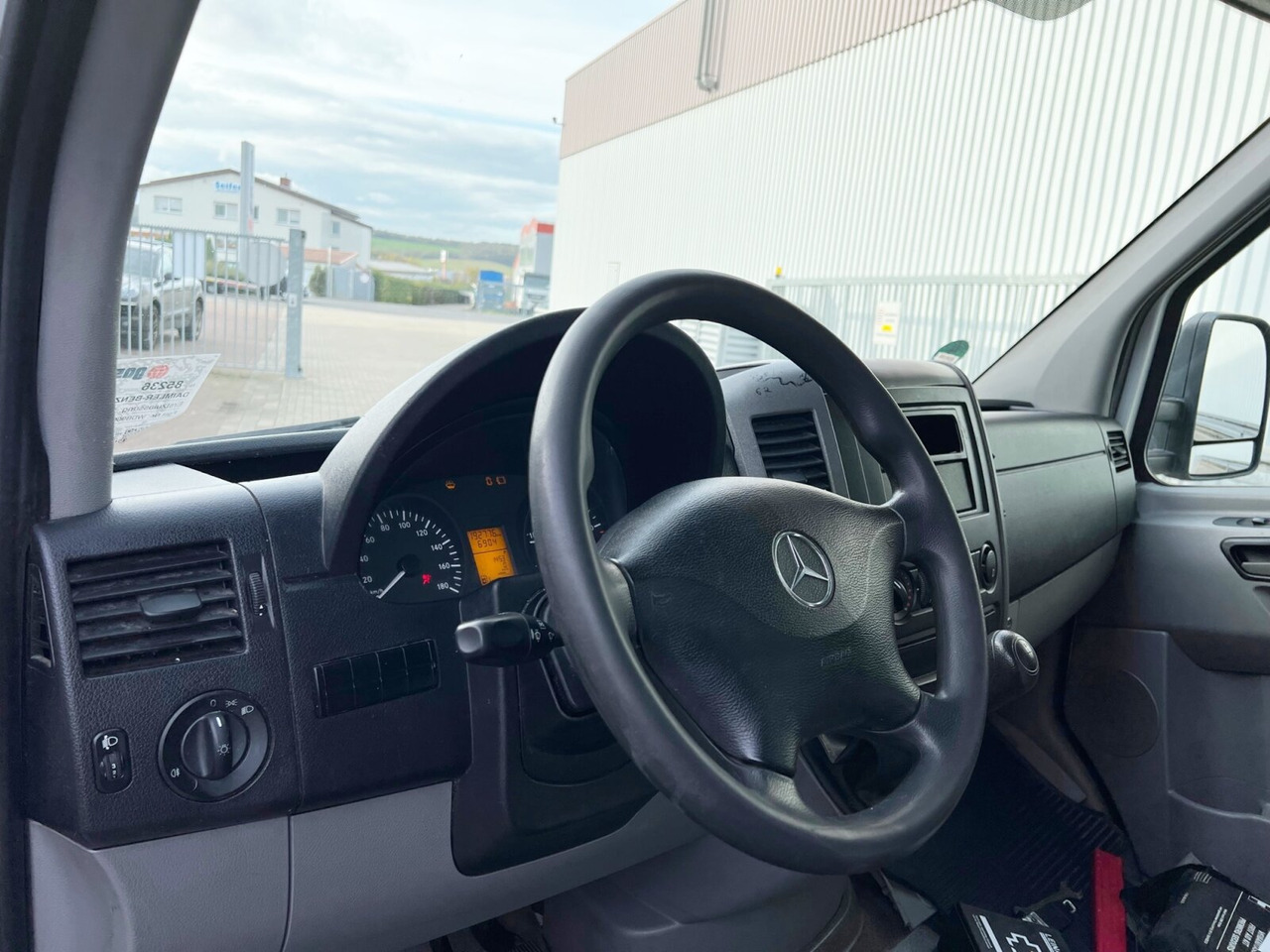 Mercedes-Benz Sprinter 313 CDI 4x2 Sprinter 313 CDI 4x2, 5x Vorhanden! - Dobozos kisteherautó: 2 kép. Mercedes-Benz Sprinter 313 CDI 4x2 Sprinter 313 CDI 4x2, 5x Vorhanden! - Dobozos kisteherautó: 2 kép.