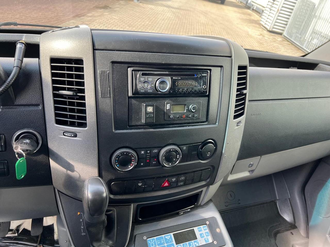 Mentőautó Mercedes-Benz Sprinter 313 CDI 4x2 Sprinter 313 CDI 4x2, EEV, Krankenwagen: 6 kép.