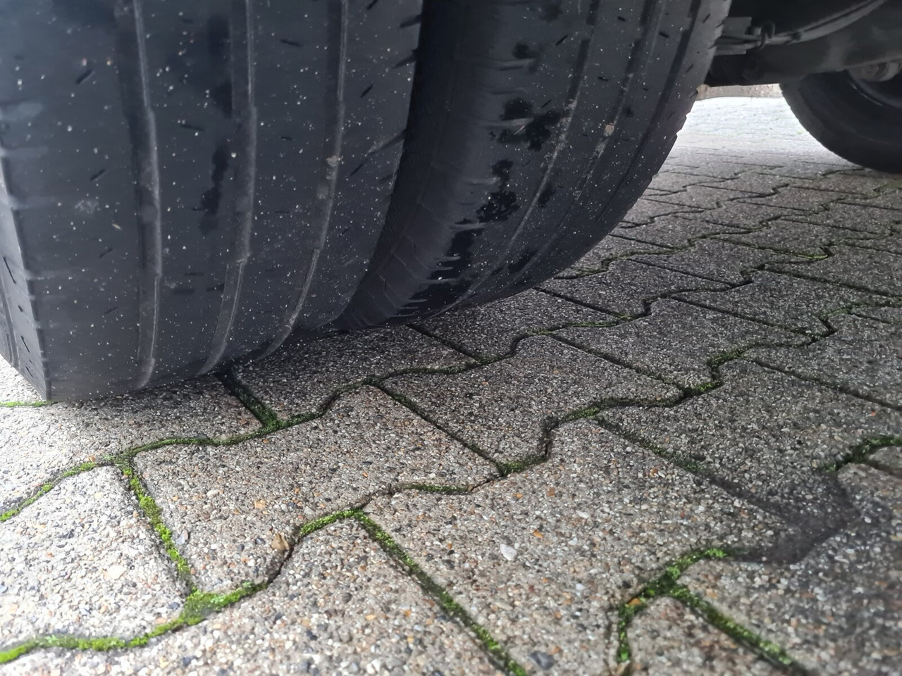 Mercedes-Benz Sprinter 516 CDI 4x2 Sprinter 516 CDI 4x2, Rettungswagen - Furgon: 2 kép. Mercedes-Benz Sprinter 516 CDI 4x2 Sprinter 516 CDI 4x2, Rettungswagen - Furgon: 2 kép.