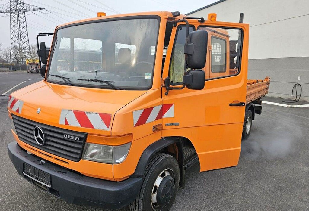Mercedes-Benz Vario 813 D 4x2 Doka Vario 813 D 4x2 Doka, Meiller Kipper - Billenőplatós teherautó: 2 kép. Mercedes-Benz Vario 813 D 4x2 Doka Vario 813 D 4x2 Doka, Meiller Kipper - Billenőplatós teherautó: 2 kép.