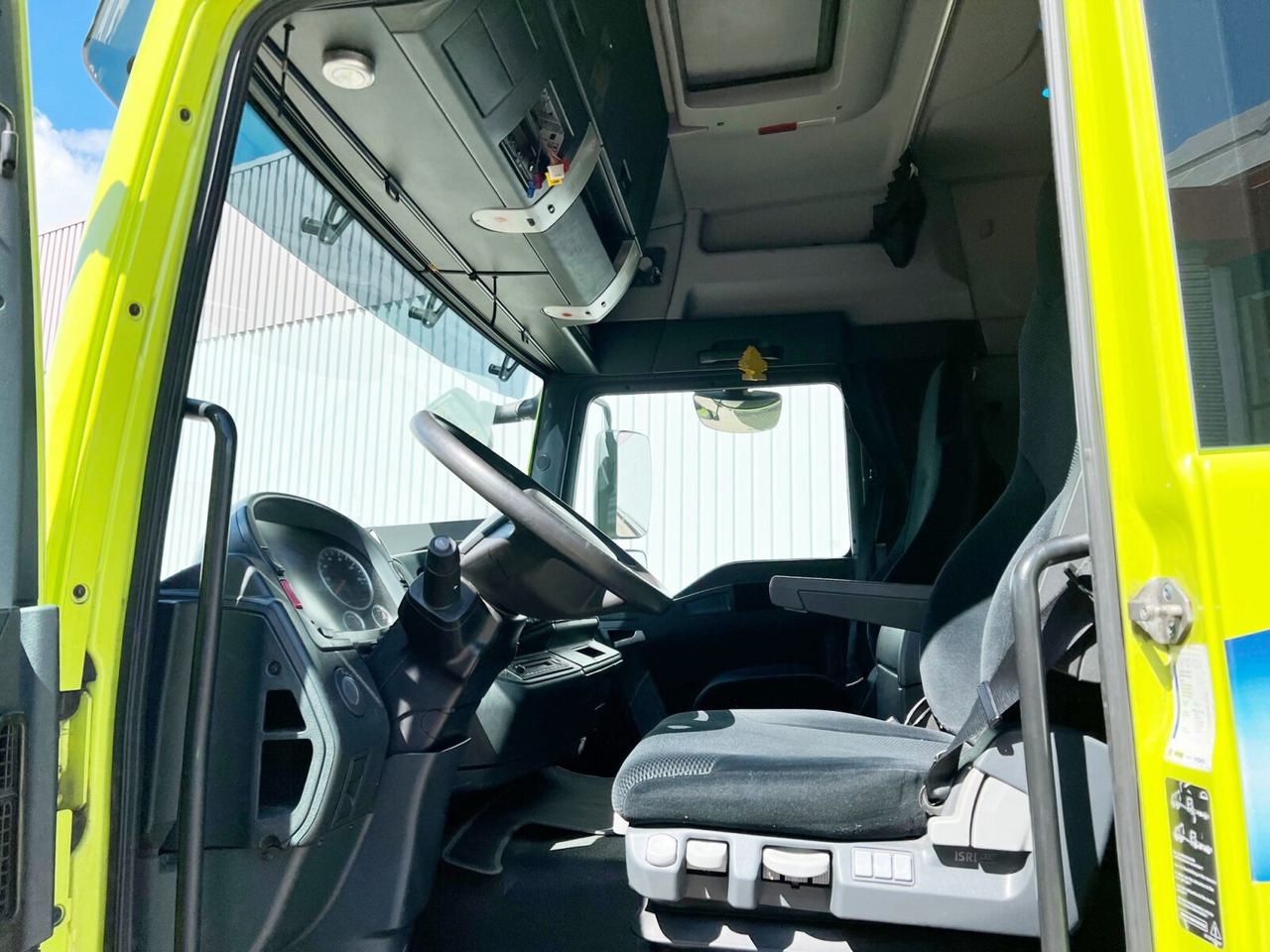 MAN TGL 8.220 4X2 BL TGL 8.220 4X2 BL - Nyergesvontató: 2 kép. MAN TGL 8.220 4X2 BL TGL 8.220 4X2 BL - Nyergesvontató: 2 kép.