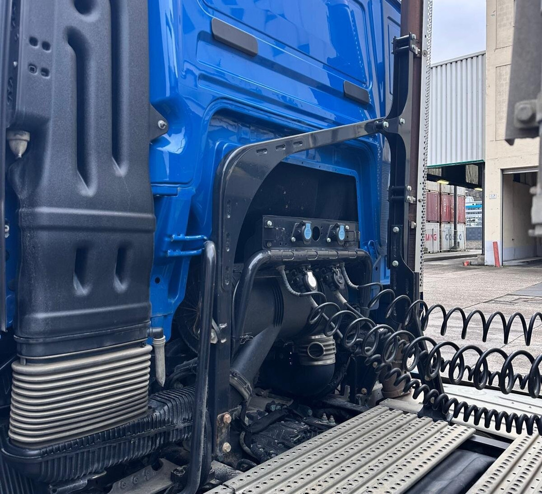 MAN TGS 18.510 4x4H BLS TGS 18.510 4x4H BLS, HydroDrive, PriTarder, Navi, Hydraulik - Nyergesvontató: 5 kép. MAN TGS 18.510 4x4H BLS TGS 18.510 4x4H BLS, HydroDrive, PriTarder, Navi, Hydraulik - Nyergesvontató: 5 kép.