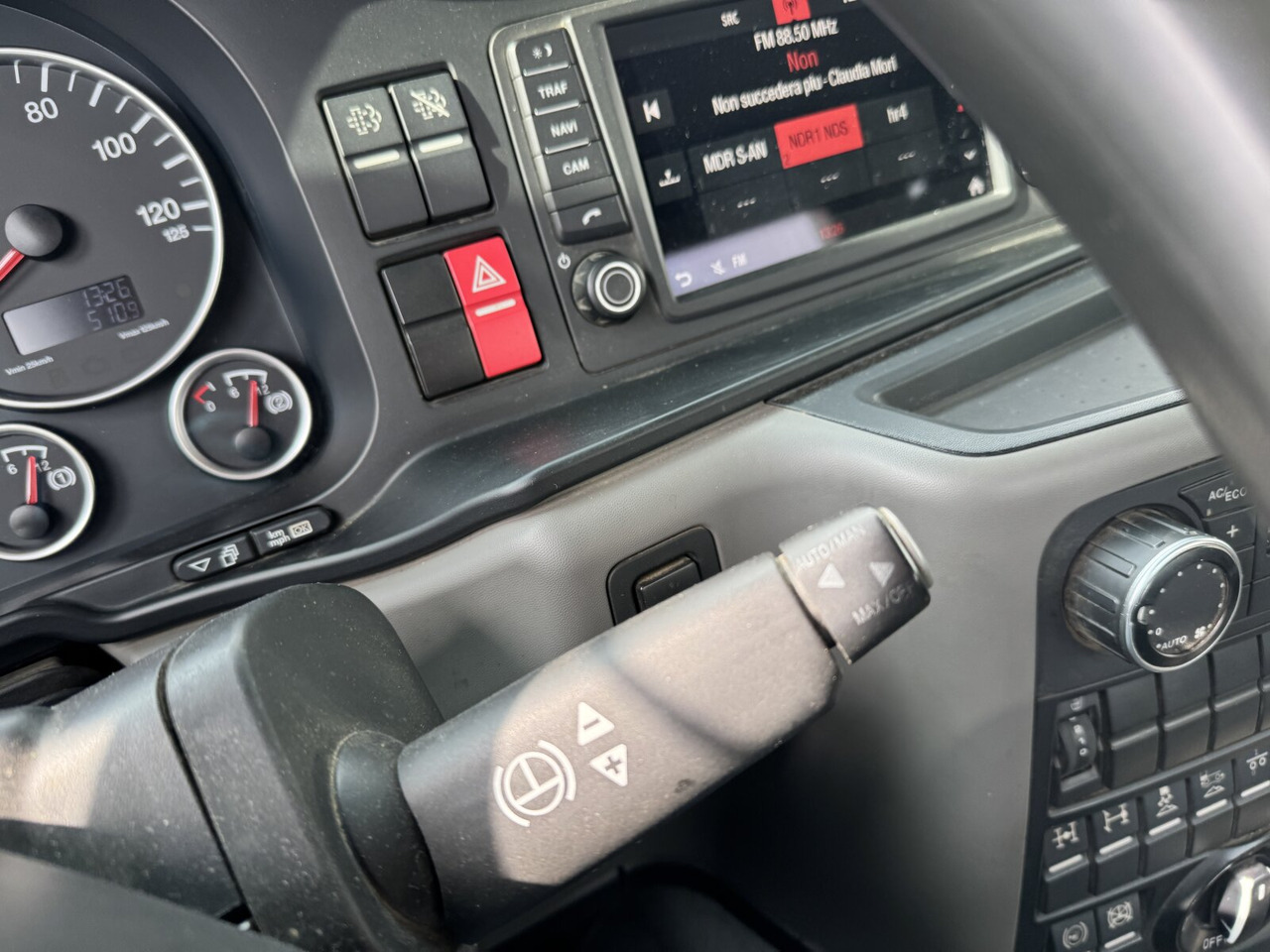 Nyergesvontató MAN TGS 26.500 6x4 BLS TGS 26.500 6x4 BLS, PriTarder, Navi, Hydraulik: 6 kép.