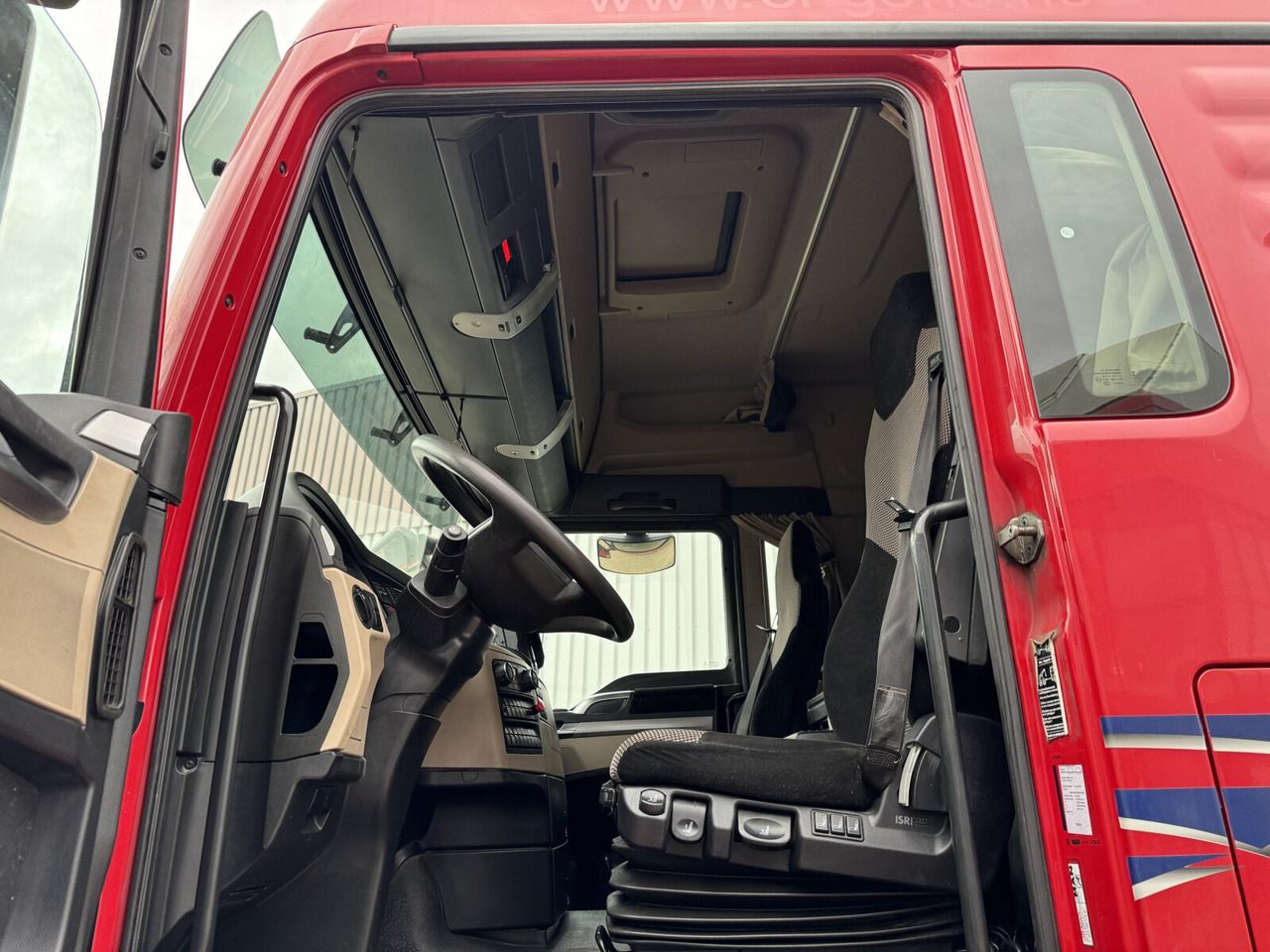 MAN TGX 33.640 6X4 BLS TGX 33.640 6X4 BLS, Retarder, Hydraulik, 70t - Nyergesvontató: 3 kép. MAN TGX 33.640 6X4 BLS TGX 33.640 6X4 BLS, Retarder, Hydraulik, 70t - Nyergesvontató: 3 kép.