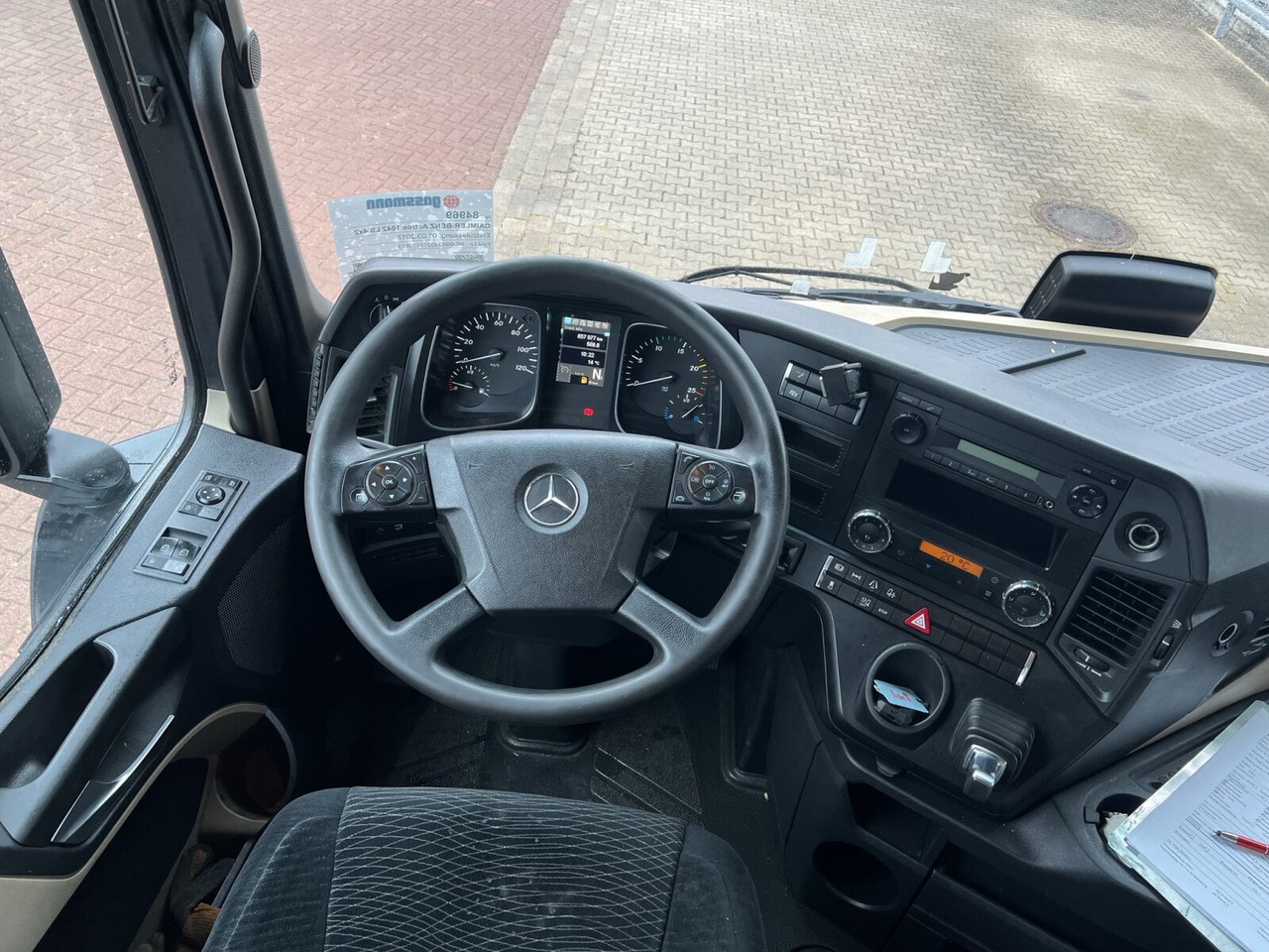 Mercedes-Benz Actros 1842/45 LS 4x2 Actros 1842/45 LS 4x2, 3x VORHANDEN - Nyergesvontató: 5 kép. Mercedes-Benz Actros 1842/45 LS 4x2 Actros 1842/45 LS 4x2, 3x VORHANDEN - Nyergesvontató: 5 kép.