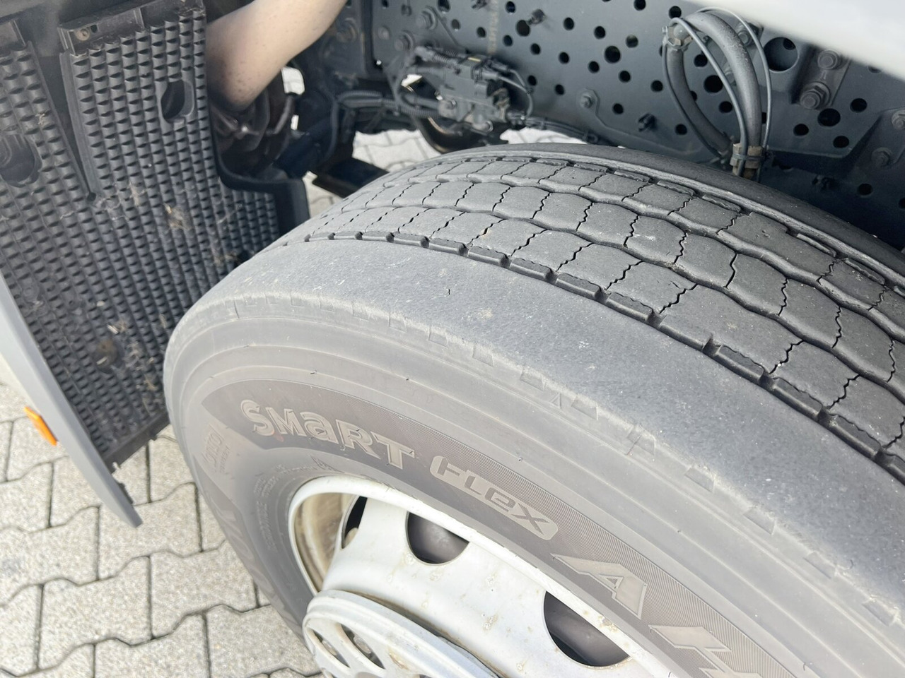 Mercedes-Benz Actros 1842/45 LS 4x2 Actros 1842/45 LS 4x2, 3x VORHANDEN - Nyergesvontató: 4 kép. Mercedes-Benz Actros 1842/45 LS 4x2 Actros 1842/45 LS 4x2, 3x VORHANDEN - Nyergesvontató: 4 kép.