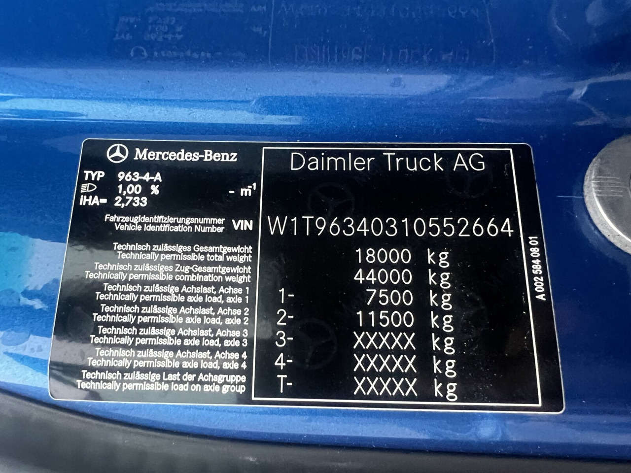 Mercedes-Benz Actros 1843 LS 4x4 HAD Actros 1843 LS 4x4 HAD, HydroDrive, MirrorCam, MultimediaCockpit - Nyergesvontató: 4 kép. Mercedes-Benz Actros 1843 LS 4x4 HAD Actros 1843 LS 4x4 HAD, HydroDrive, MirrorCam, MultimediaCockpit - Nyergesvontató: 4 kép.