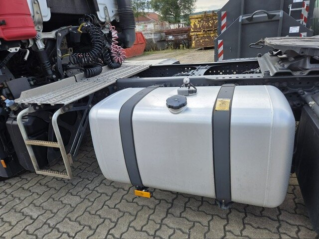 Mercedes-Benz Actros 1846 LS 4x2 Actros 1846 LS 4x2 MultimediaCockpit, StreamSpace, ADR - Nyergesvontató: 2 kép. Mercedes-Benz Actros 1846 LS 4x2 Actros 1846 LS 4x2 MultimediaCockpit, StreamSpace, ADR - Nyergesvontató: 2 kép.