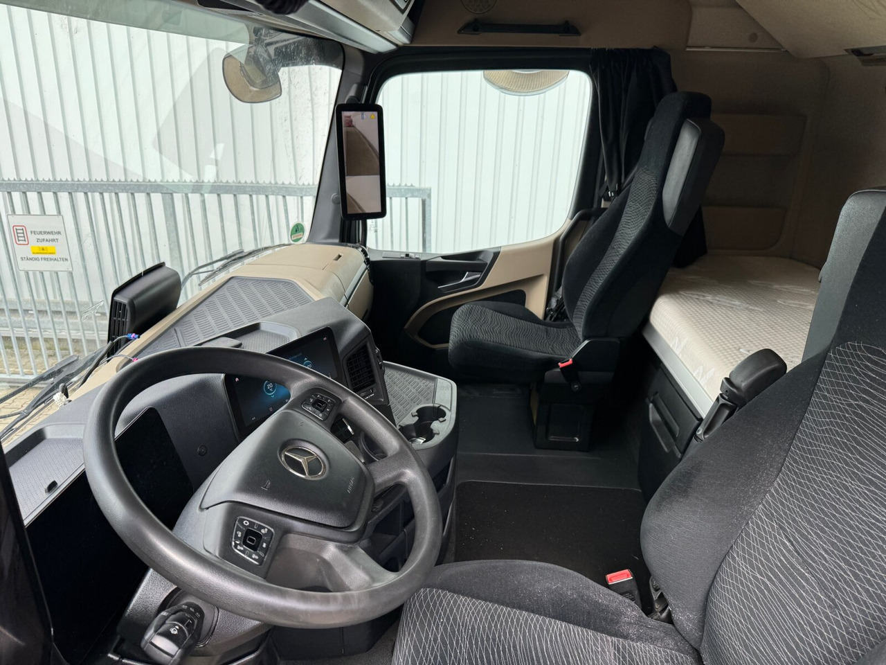 Interior photo 2: Nyergesvontató Mercedes-Benz Actros 1848 LS 4x2 Actros 1848 LS 4x2, Vollumer ,Retarder