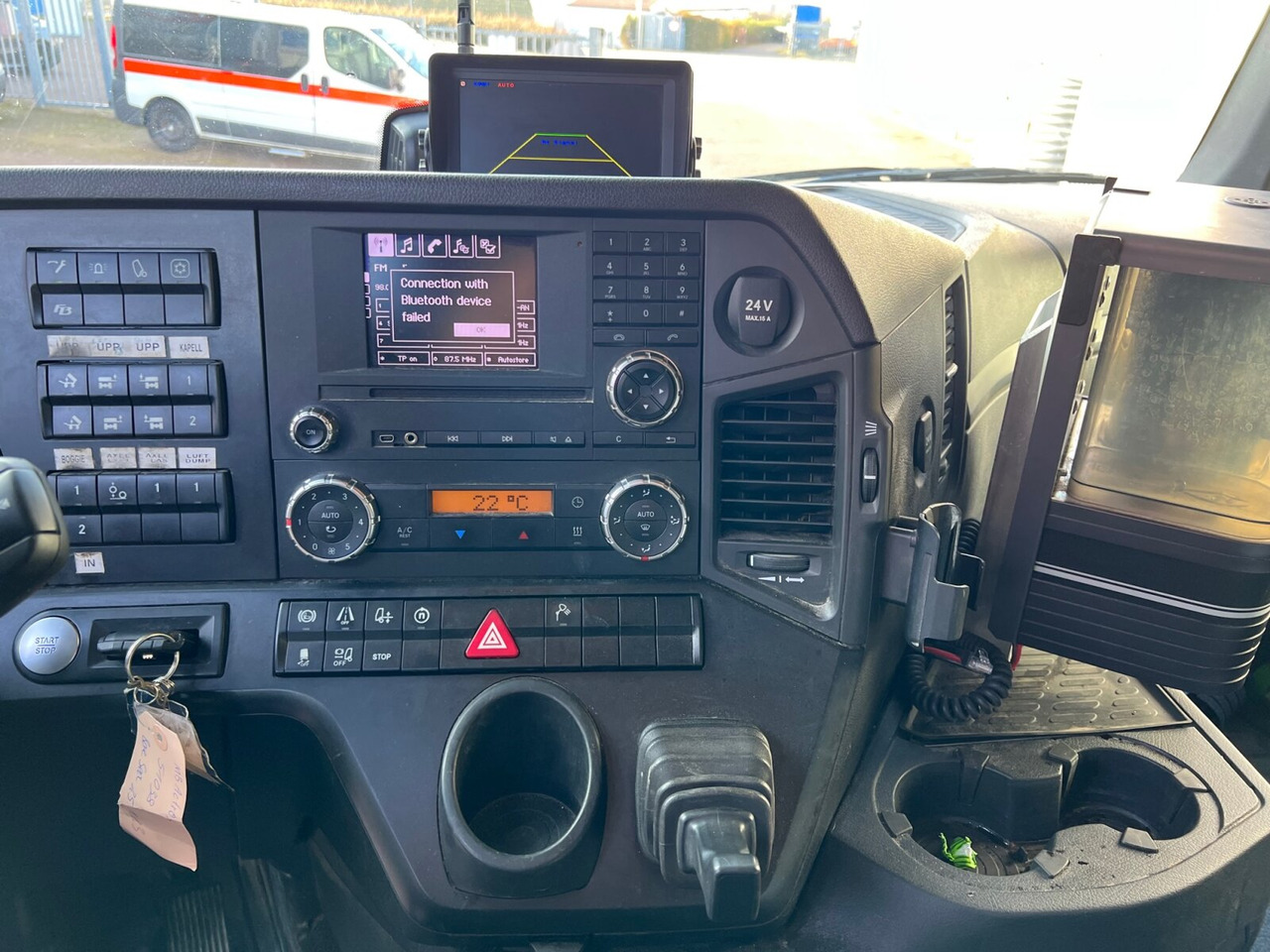 Mercedes-Benz Arocs 3351 LS 6x4 Arocs 3351 LS 6x4, StreamSpace, Bi-Xenon, Hydraulik - Nyergesvontató: 5 kép. Mercedes-Benz Arocs 3351 LS 6x4 Arocs 3351 LS 6x4, StreamSpace, Bi-Xenon, Hydraulik - Nyergesvontató: 5 kép.