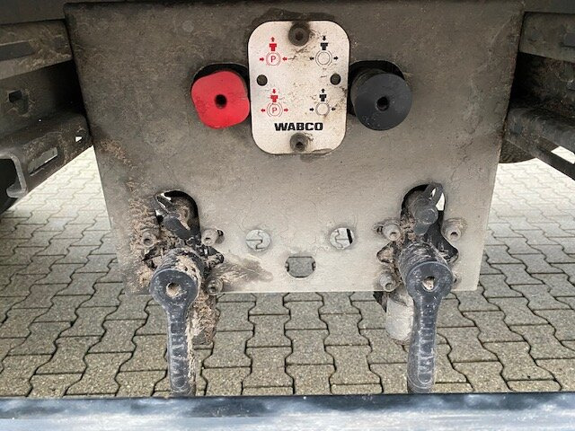 Orten PRASQ 18 Getränkeanhänger Orten, PRASQ 18 Getränkeanhänger, Stapleraufnahme, 12x VORHANDEN! - Pótkocsi dobozos: 5 kép. Orten PRASQ 18 Getränkeanhänger Orten, PRASQ 18 Getränkeanhänger, Stapleraufnahme, 12x VORHANDEN! - Pótkocsi dobozos: 5 kép.