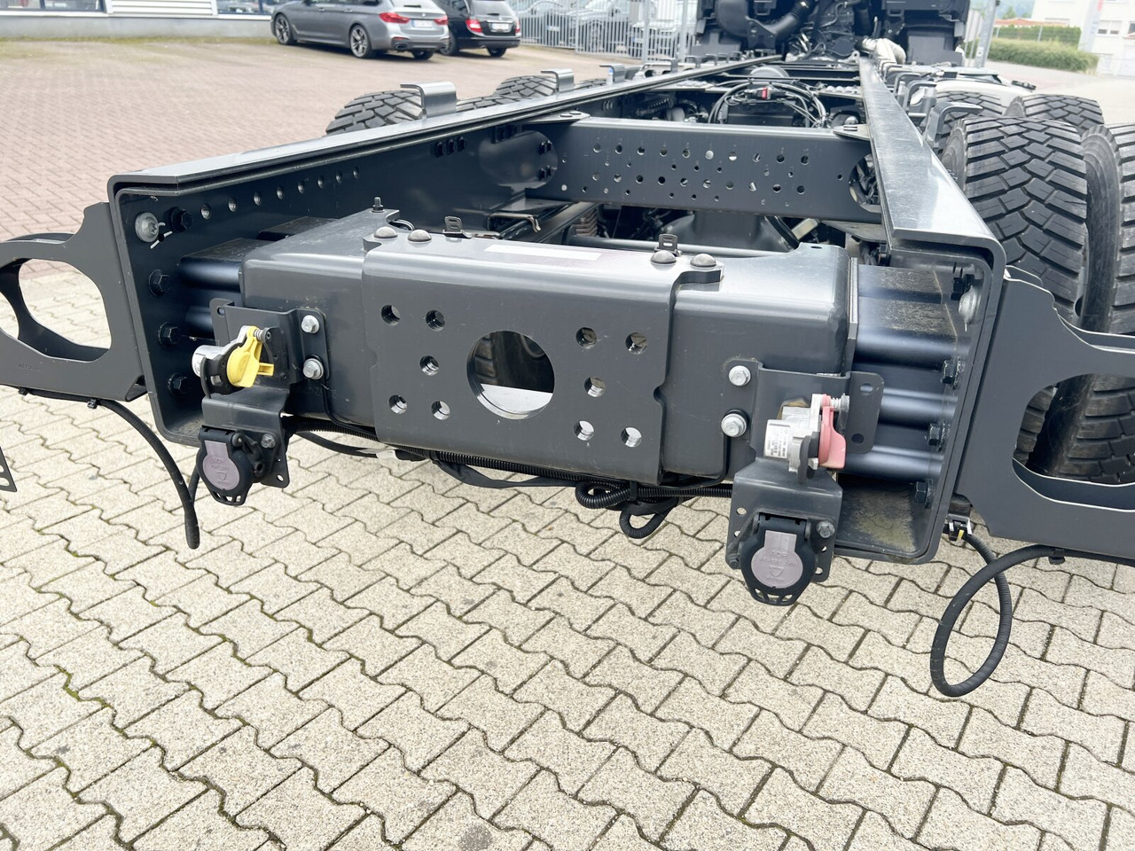 Renault C 480 8x4 C 480 8x4 - Alvaz teherautó: 3 kép. Renault C 480 8x4 C 480 8x4 - Alvaz teherautó: 3 kép.