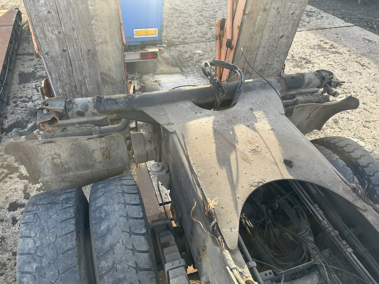 Scania 124C 400 6x6 124C 400 6x6 - Alvaz teherautó: 4 kép. Scania 124C 400 6x6 124C 400 6x6 - Alvaz teherautó: 4 kép.