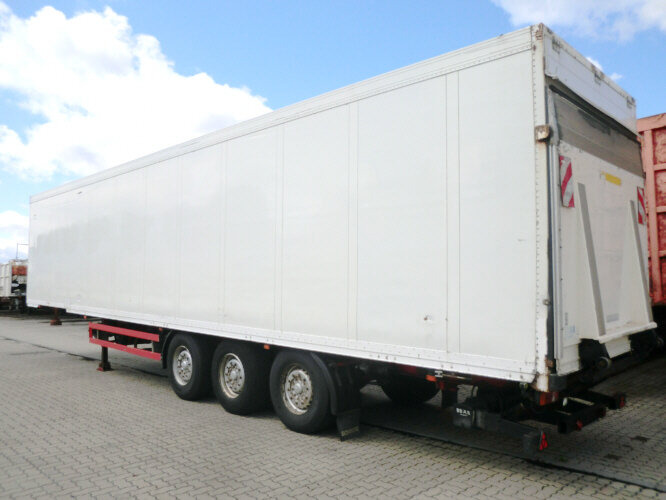 Schmitz Cargobull SKO 24 Sko 24 - Félpótkocsi hűtős: 3 kép. Schmitz Cargobull SKO 24 Sko 24 - Félpótkocsi hűtős: 3 kép.