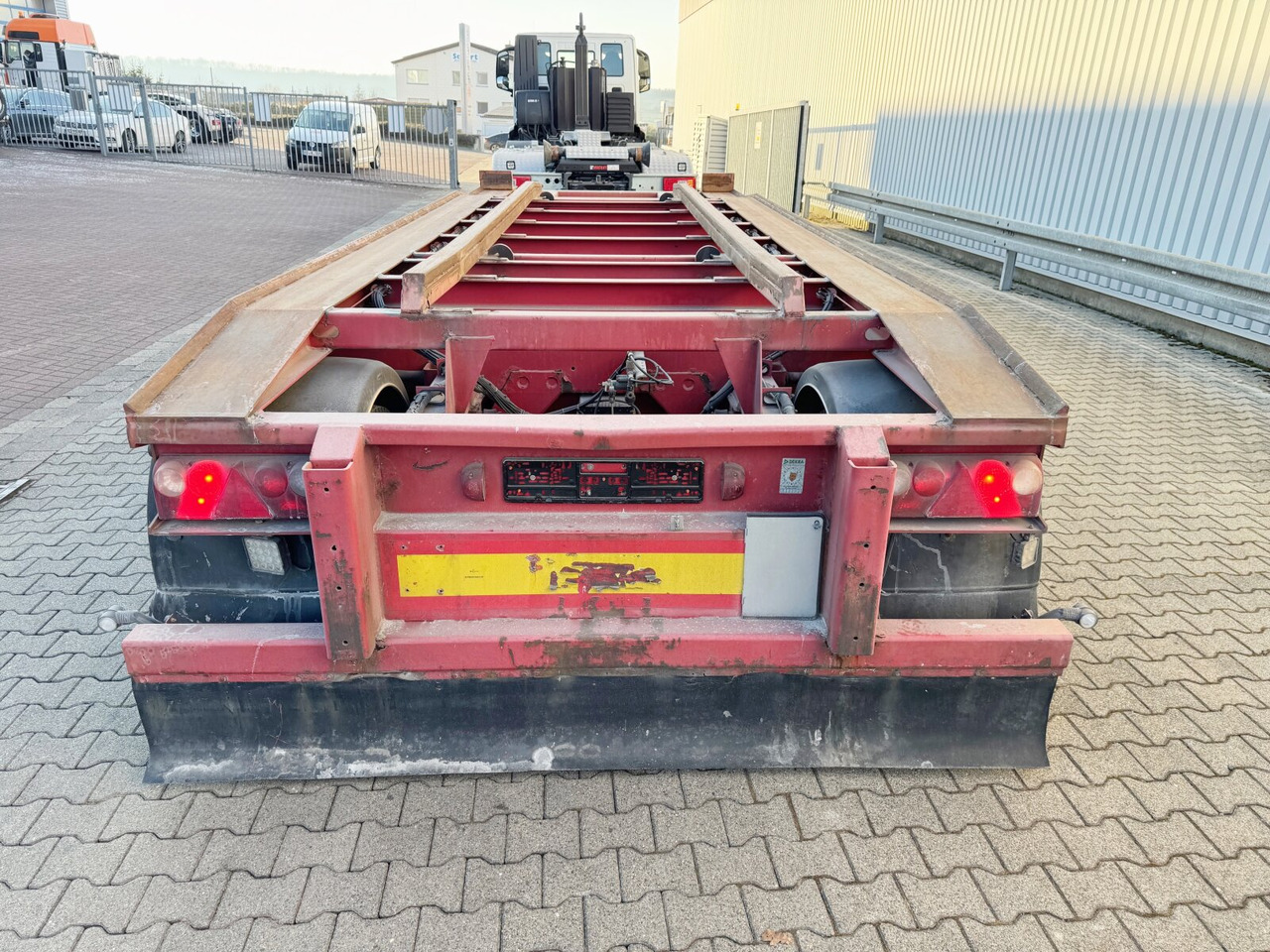 Schwarzmüller Abrollanhänger Abrollanhänger - Multiliftes/ Konténerszállító pótkocsi: 3 kép. Schwarzmüller Abrollanhänger Abrollanhänger - Multiliftes/ Konténerszállító pótkocsi: 3 kép.