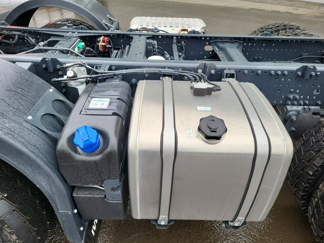 T-Way AT410T51 8x4 T-Way AT410T51 8x4, Retarder, Nebenantrieb, 4x VORHANDEN! - Alvaz teherautó: 2 kép. T-Way AT410T51 8x4 T-Way AT410T51 8x4, Retarder, Nebenantrieb, 4x VORHANDEN! - Alvaz teherautó: 2 kép.