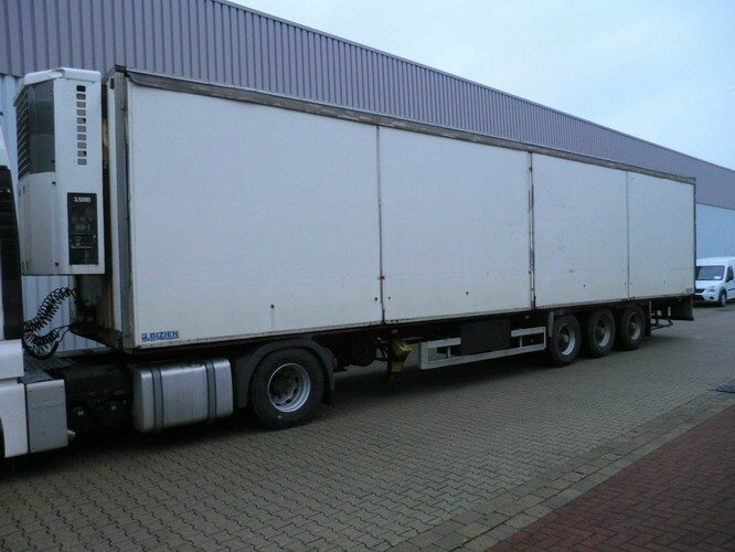 - TC34CGN FRUEHAUF, FRANCE TC34CGN mit Aggregat Thermoking TK-1 30 - Félpótkocsi hűtős: 1 kép. - TC34CGN FRUEHAUF, FRANCE TC34CGN mit Aggregat Thermoking TK-1 30 - Félpótkocsi hűtős: 1 kép.