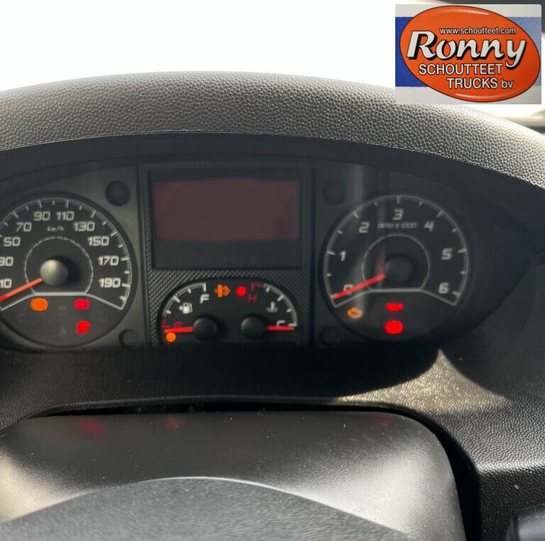 Ducato Maxi Multijet 4x2 - Teherautó: 5 kép. Ducato Maxi Multijet 4x2 - Teherautó: 5 kép.