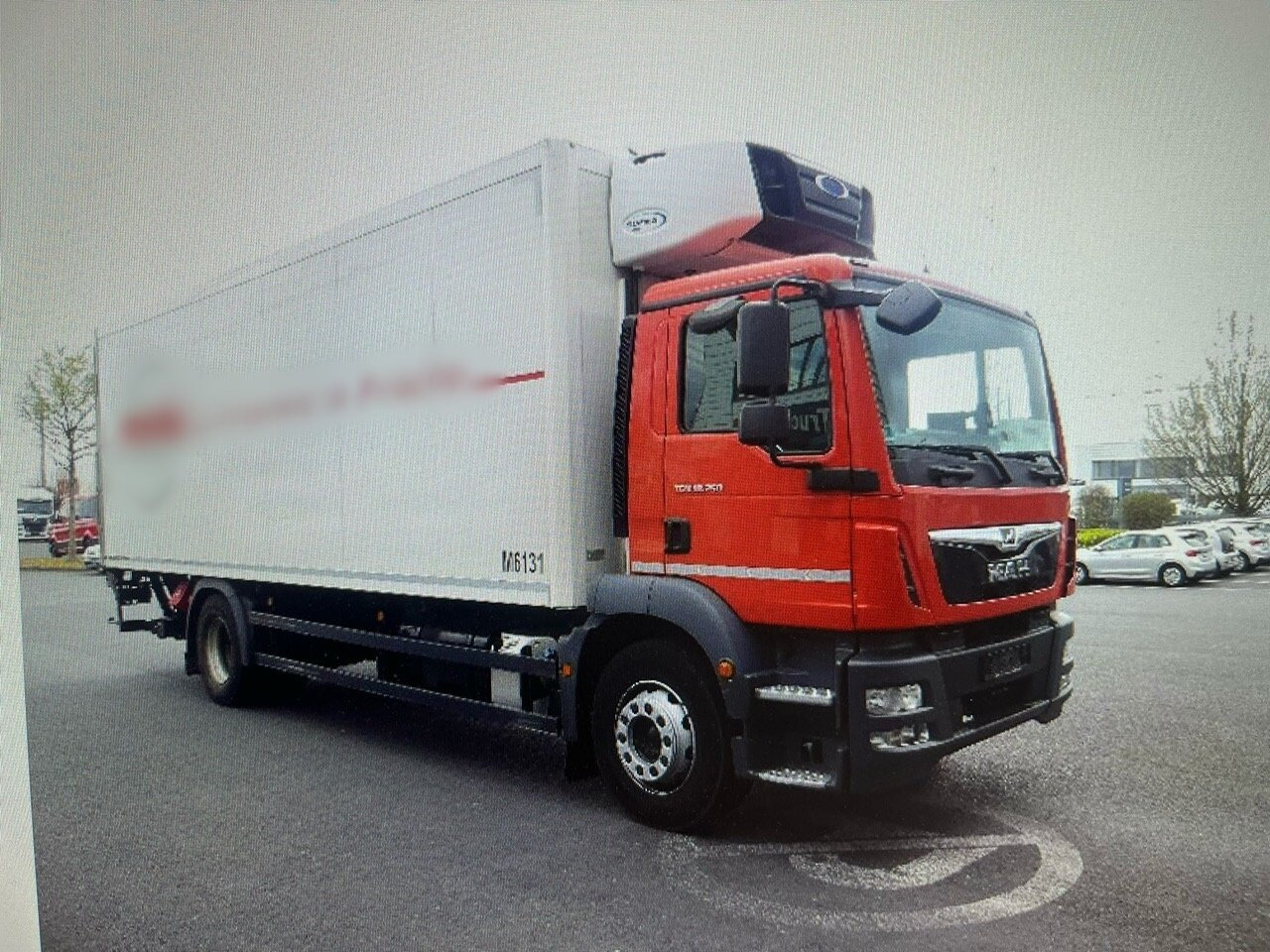 MAN TGM 18.250 4x2 LL TGM 18.250 4x2 LL, Kühlkoffer, Carrier, Trennwand, LBW BÄR - Teherautó: 1 kép. MAN TGM 18.250 4x2 LL TGM 18.250 4x2 LL, Kühlkoffer, Carrier, Trennwand, LBW BÄR - Teherautó: 1 kép.