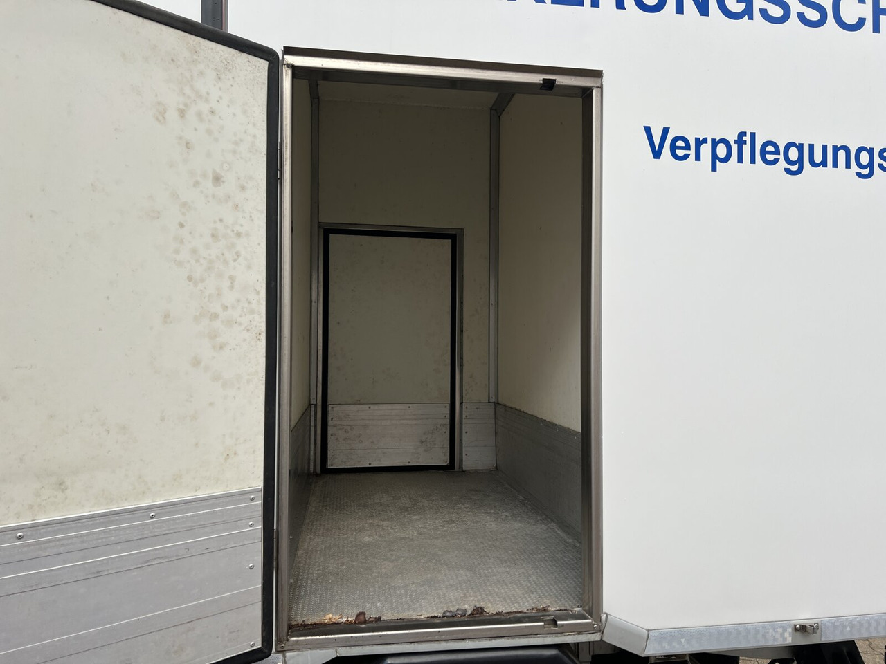 Mercedes-Benz Sprinter 515 4x2 Doka Sprinter 515 4x2 Doka, Kühlkoffer - Teherautó: 2 kép. Mercedes-Benz Sprinter 515 4x2 Doka Sprinter 515 4x2 Doka, Kühlkoffer - Teherautó: 2 kép.