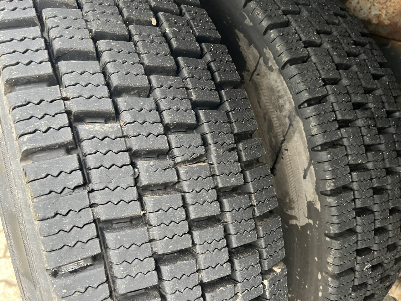 Trakker AD260T36 6x4 Trakker AD260T36 6x4 - Alvaz teherautó: 3 kép. Trakker AD260T36 6x4 Trakker AD260T36 6x4 - Alvaz teherautó: 3 kép.