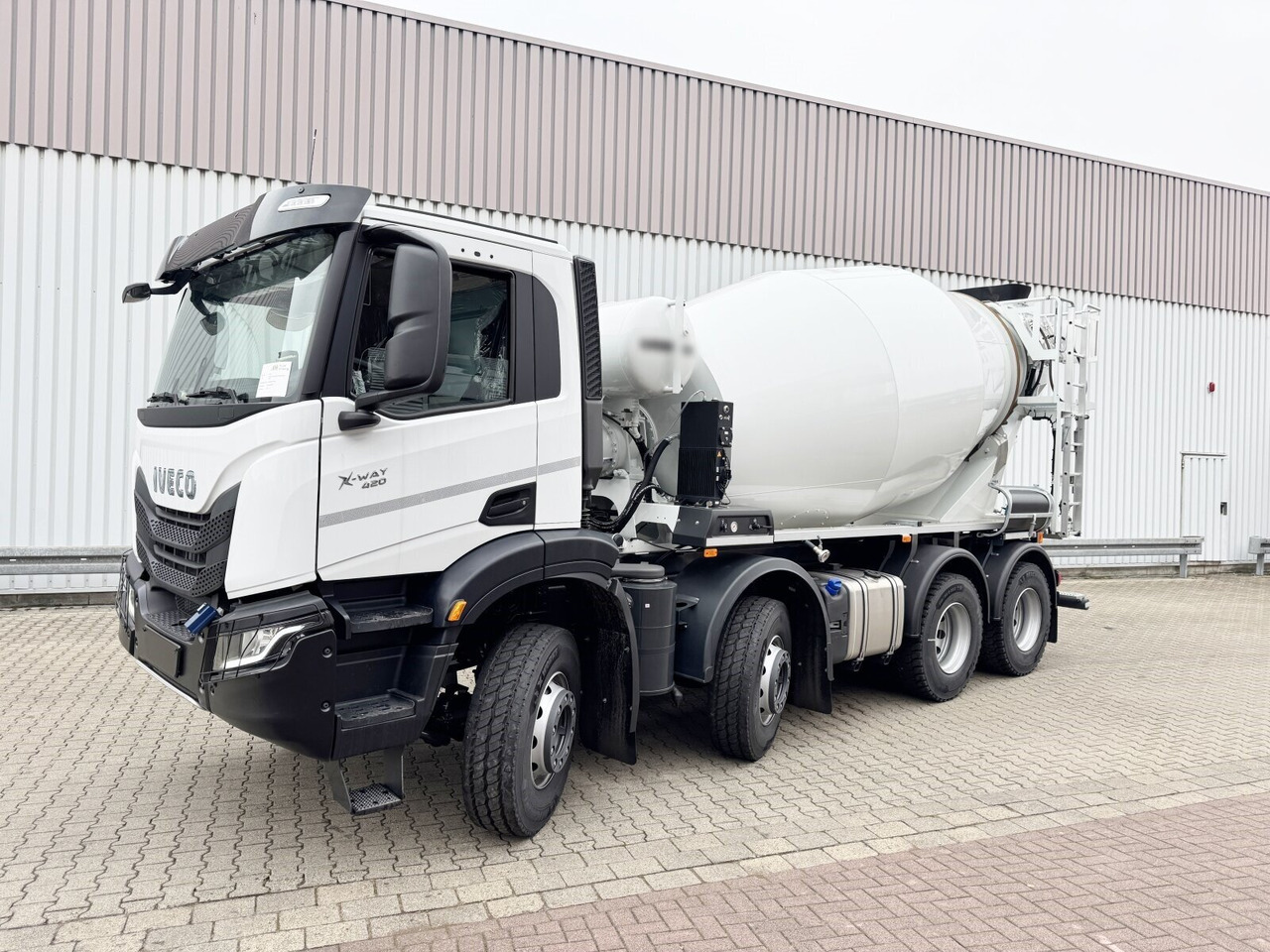 X-Way AD360X42BZ 8x4 X-Way AD360X42BZ 8x4, Karrena 9/10m³ - Betonmixer: 1 kép. X-Way AD360X42BZ 8x4 X-Way AD360X42BZ 8x4, Karrena 9/10m³ - Betonmixer: 1 kép.