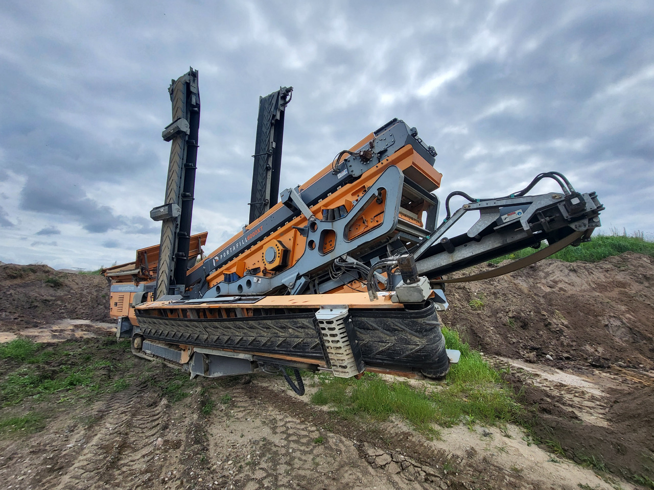 Portafill 6000 XT - Osztályozó berendezés: 2 kép. Portafill 6000 XT - Osztályozó berendezés: 2 kép.