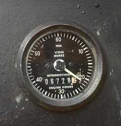 DV.3504/33 - Villás targonca: 4 kép. DV.3504/33 - Villás targonca: 4 kép.