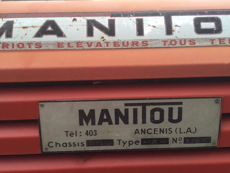 Manitou 4RM40 - Terepjáró képességű targoncá: 3 kép. Manitou 4RM40 - Terepjáró képességű targoncá: 3 kép.