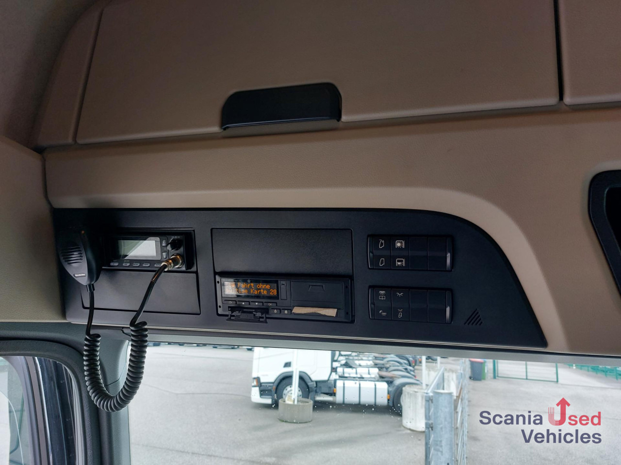 MERCEDES-BENZ Actros 1851 LS - Nyergesvontató: 3 kép. MERCEDES-BENZ Actros 1851 LS - Nyergesvontató: 3 kép.