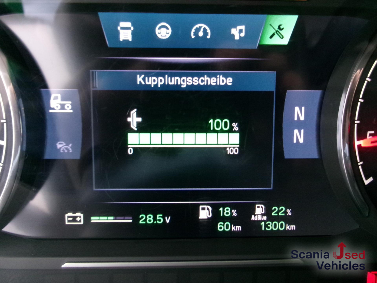 SCANIA R 450 A4x2EB 2 Tanks Standklima TOP!!! - Nyergesvontató: 5 kép. SCANIA R 450 A4x2EB 2 Tanks Standklima TOP!!! - Nyergesvontató: 5 kép.