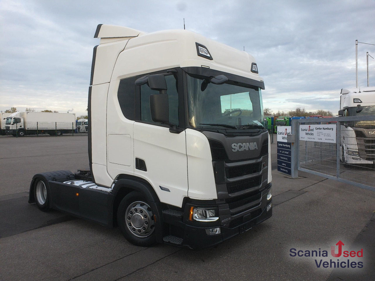 SCANIA R 460 A4x2EB - Nyergesvontató: 1 kép. SCANIA R 460 A4x2EB - Nyergesvontató: 1 kép.