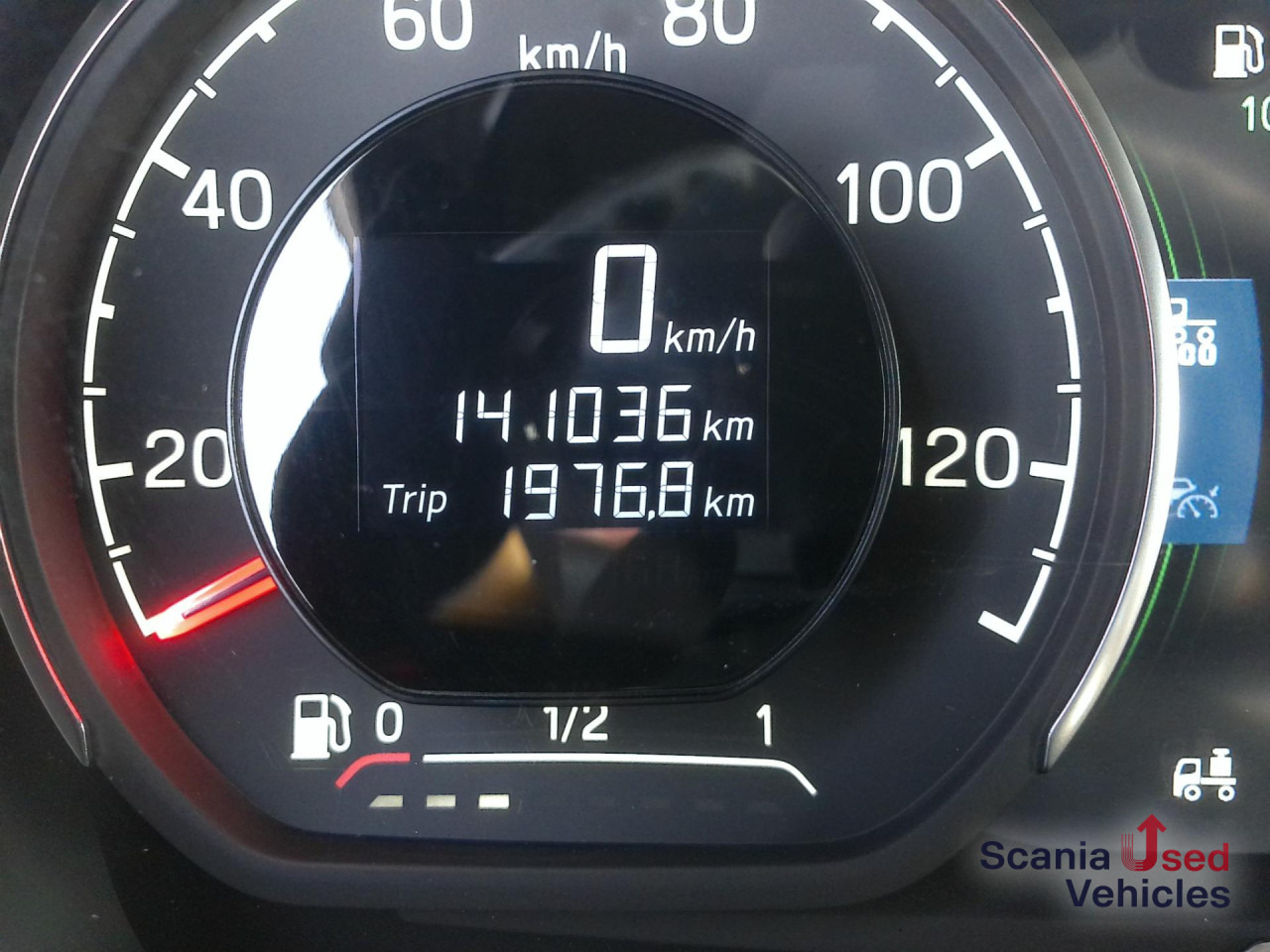 SCANIA R 460 A4x2NA Hydraulik - Nyergesvontató: 5 kép. SCANIA R 460 A4x2NA Hydraulik - Nyergesvontató: 5 kép.