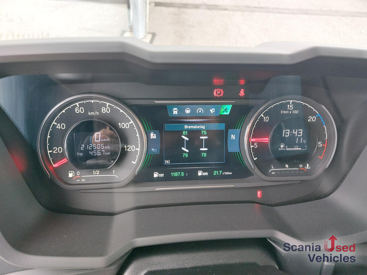 SCANIA R 460 A4x2NA, SUPER, Navi, Standklima lízing SCANIA R 460 A4x2NA, SUPER, Navi, Standklima: 7 kép. SCANIA R 460 A4x2NA, SUPER, Navi, Standklima lízing SCANIA R 460 A4x2NA, SUPER, Navi, Standklima: 7 kép.