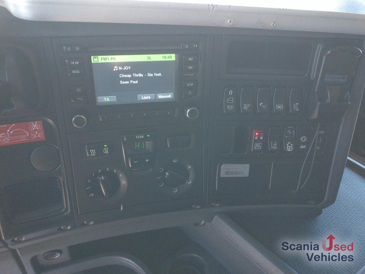 SCANIA G 410 LB6x2*4MNA Meiller RK20.70 - Horgos rakodó teherautó: 4 kép. SCANIA G 410 LB6x2*4MNA Meiller RK20.70 - Horgos rakodó teherautó: 4 kép.