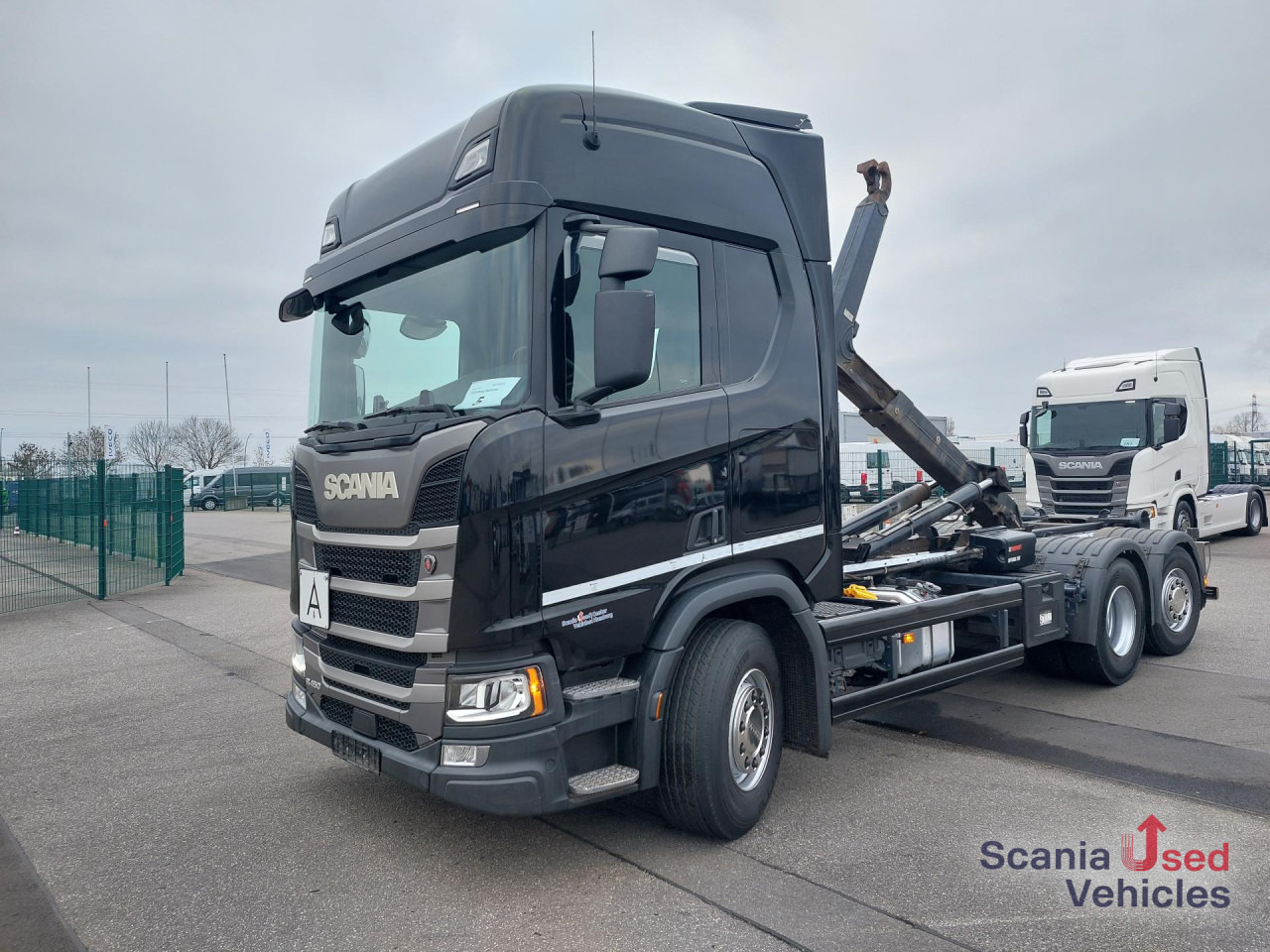 SCANIA R 450 B6x2*4NA Abroller HIAB OPT 20S59 - Horgos rakodó teherautó: 1 kép. SCANIA R 450 B6x2*4NA Abroller HIAB OPT 20S59 - Horgos rakodó teherautó: 1 kép.