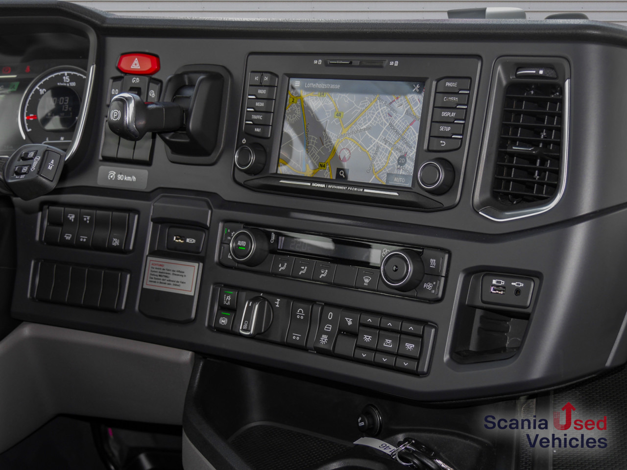 SCANIA R 410 B6x2*4NB - Pritsche / Plane / Hecktüren - - Ponyvás teherautó: 4 kép. SCANIA R 410 B6x2*4NB - Pritsche / Plane / Hecktüren - - Ponyvás teherautó: 4 kép.