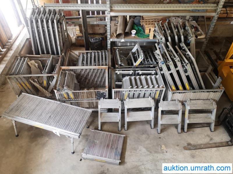 Posten Konvolut Zarges Plattform Laufsteg Bühne Überstieg Gehsteig Sockel Treppen Aluminium hochwertig - Garázs felszerelés: 1 kép. Posten Konvolut Zarges Plattform Laufsteg Bühne Überstieg Gehsteig Sockel Treppen Aluminium hochwertig - Garázs felszerelés: 1 kép.
